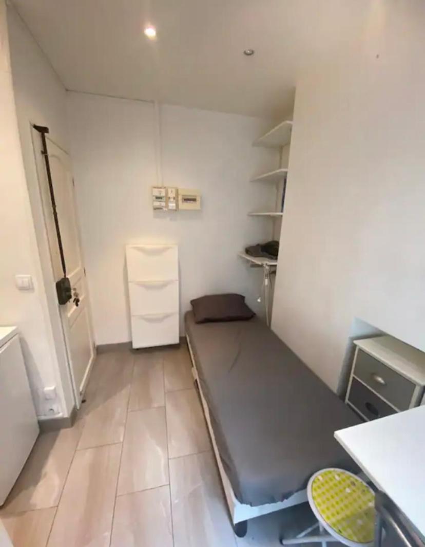 פריז Small Studio Near Eiffel Tower מראה חיצוני תמונה